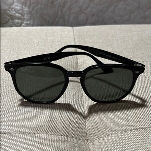 Ray-Ban Black Sunglasses